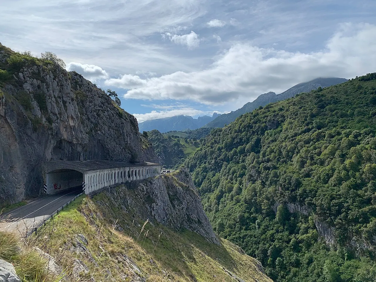 AS-114 Picos de Europa, Asturias